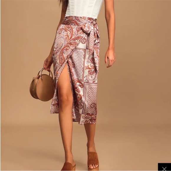 NEW Lulu's Satin Take A Walk With Me Paisley Wrap Front Midi Slip Skirt Medium - Picture 11 of 11